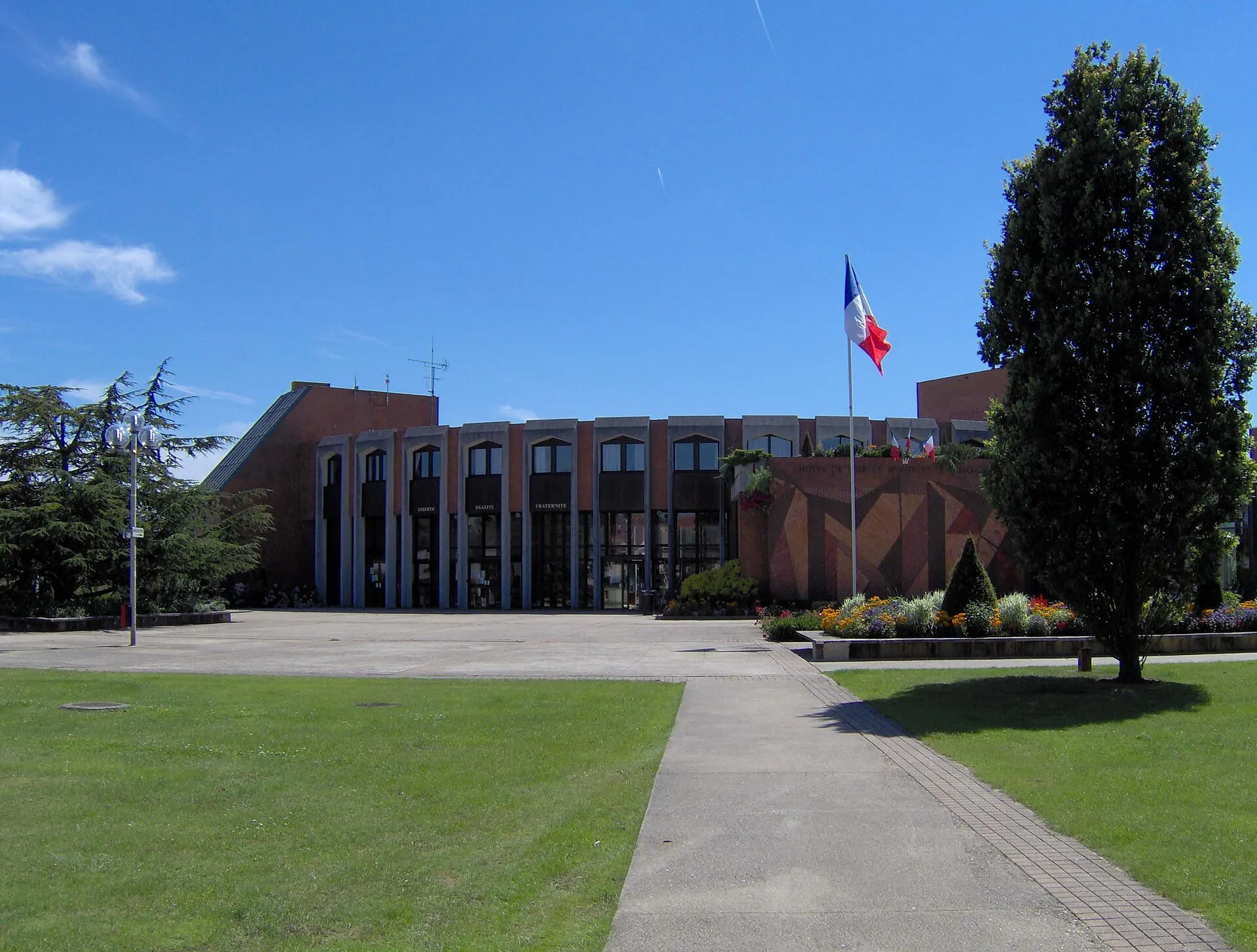 Mairie de Montigny-le-Bretonneux